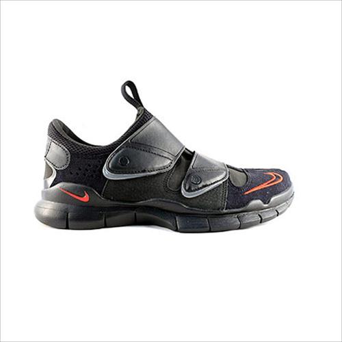 uniwersalne  Nike Czarne 311216001